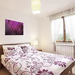 House Licul, 3-bedroom House With Pool And Garden Near Labin, Istrien 別荘 ラビン