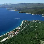 House Licul, 3-bedroom House With Pool And Garden Near Labin, Istrien ラビン