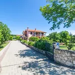 House Licul, 3-bedroom House With Pool And Garden Near Labin, Istrien