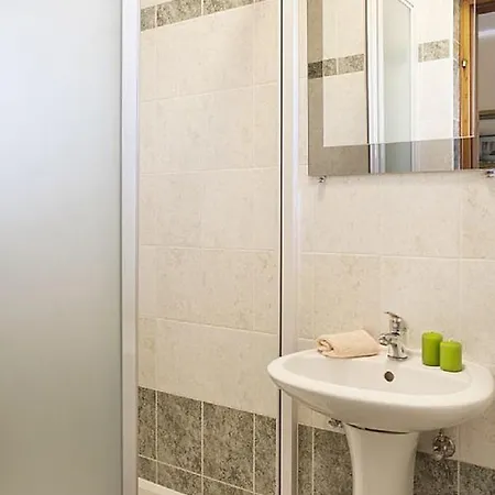 Dom wakacyjny House Licul, 3-bedroom House With Pool And Garden Near Labin, Istrien