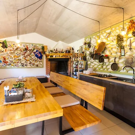 House Licul, 3-bedroom House With Pool And Garden Near Labin, Istrien Dom wakacyjny *